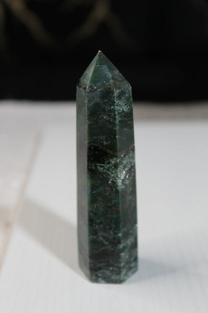 Natural Emerald Tower