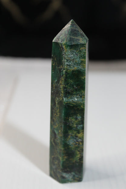 Natural Emerald Tower